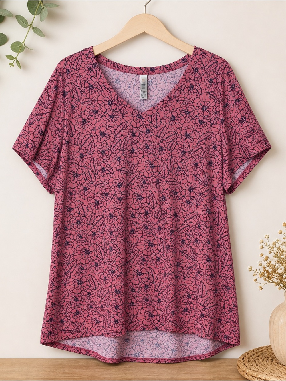 LuLaRoe Rose-Pink Floral V-Neck Short Sleeve Top